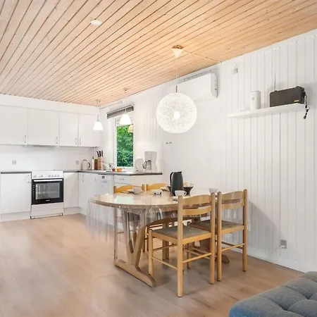 Soraya - 700m To The Fjord By Interhome Løgsted